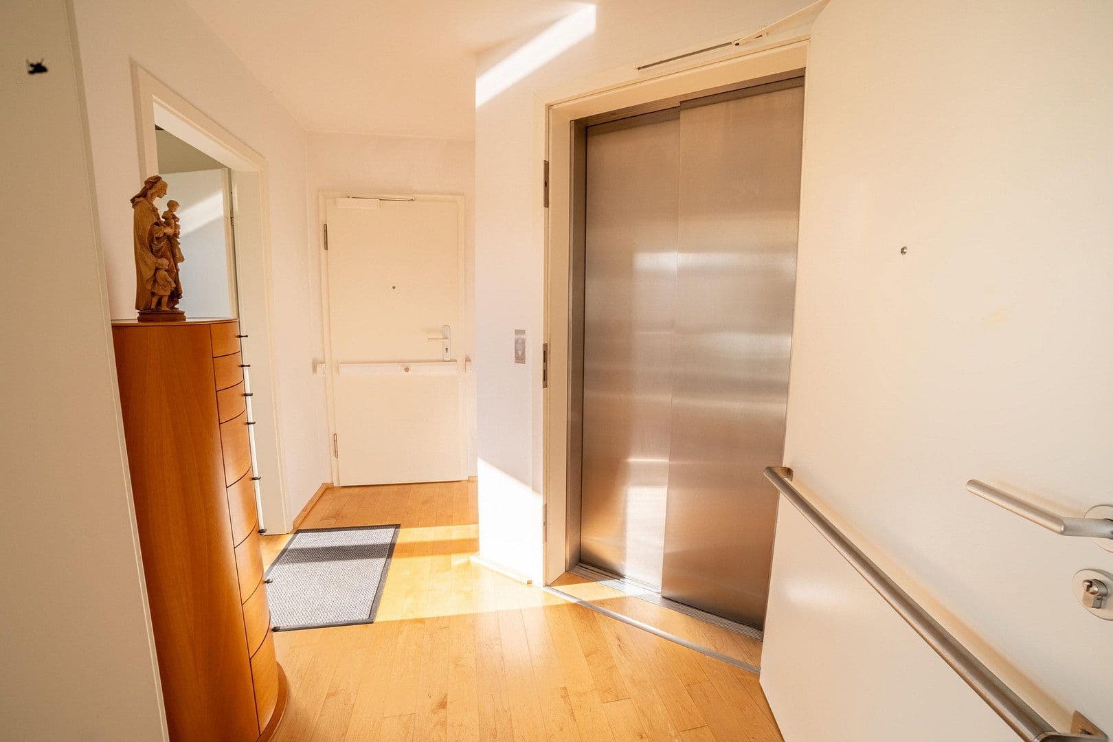 Predaj bytu 3-izbový 130 m², Wiesbaden Sonnenberg, Hesensko Predaj bytu 3-izbový 130 m², Wiesbaden Sonnenberg, Hesensko