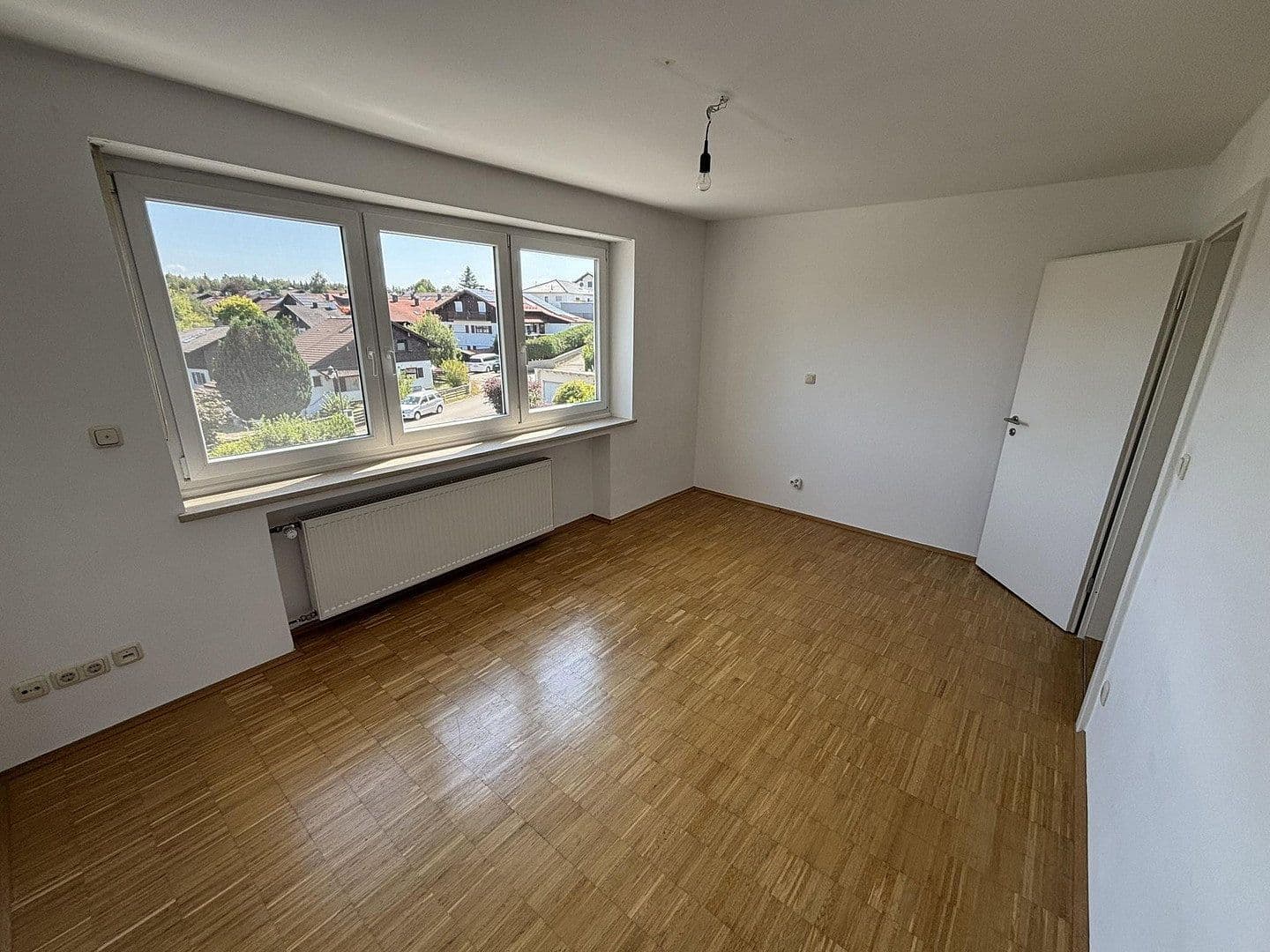 Predaj domu 150 m², pozemok 653 m², Haidlinger Weg 8, Grafing, Bavorsko Predaj domu 150 m², pozemok 653 m², Haidlinger Weg 8, Grafing, Bavorsko
