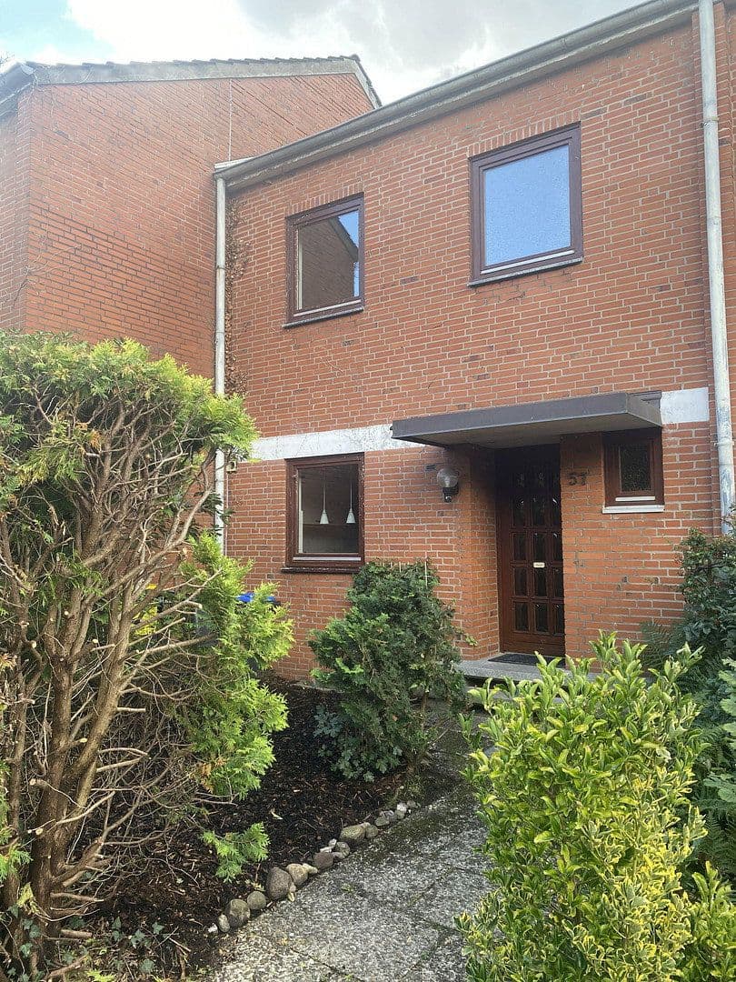 Predaj domu 105 m², pozemok 153 m², Norderstedt, Šlezvicko-Holštajnsko Predaj domu 105 m², pozemok 153 m², Norderstedt, Šlezvicko-Holštajnsko