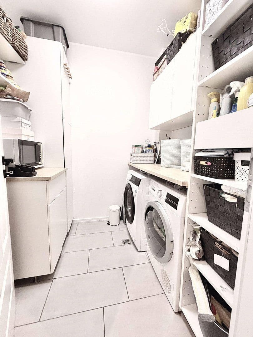 Prenájom bytu 4-izbový 95 m², Bollendorfer Straße 34e, Echternacherbrück, Porýnie-Falcko Prenájom bytu 4-izbový 95 m², Bollendorfer Straße 34e, Echternacherbrück, Porýnie-Falcko