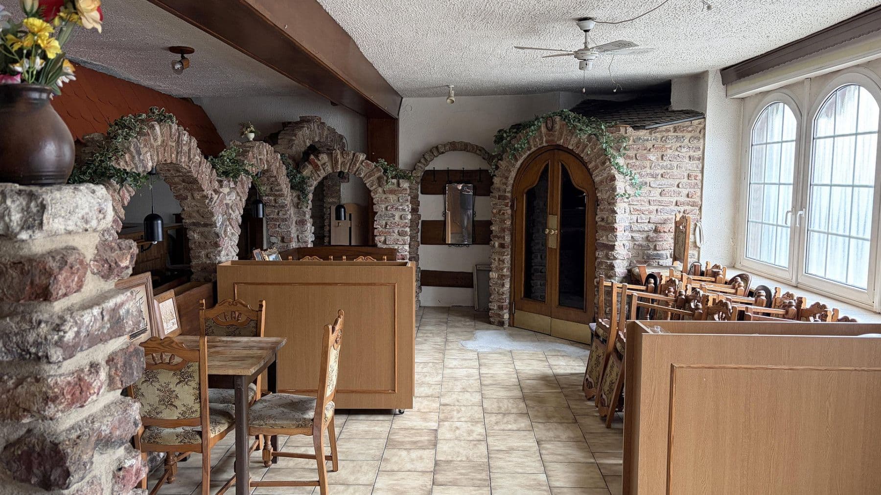 Predaj nebytového priestoru 950 m², Bergheim, Severné Porýnie - Westfálsko Predaj nebytového priestoru 950 m², Bergheim, Severné Porýnie - Westfálsko