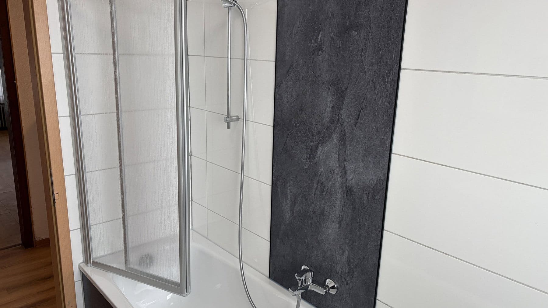 Predaj nebytového priestoru 950 m², Bergheim, Severné Porýnie - Westfálsko Predaj nebytového priestoru 950 m², Bergheim, Severné Porýnie - Westfálsko