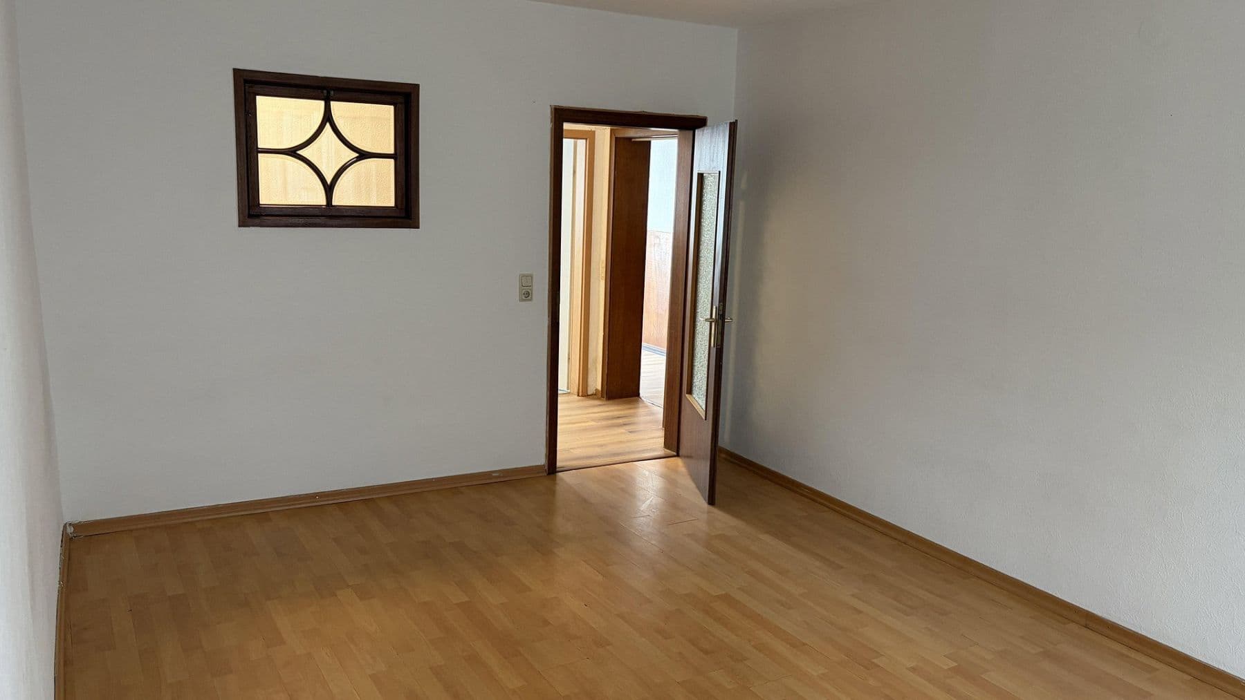 Predaj nebytového priestoru 950 m², Bergheim, Severné Porýnie - Westfálsko Predaj nebytového priestoru 950 m², Bergheim, Severné Porýnie - Westfálsko