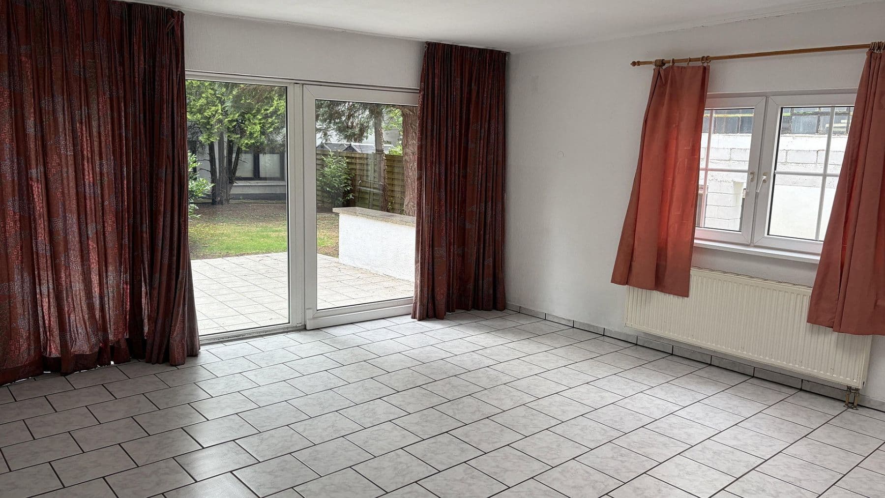 Predaj nebytového priestoru 950 m², Bergheim, Severné Porýnie - Westfálsko Predaj nebytového priestoru 950 m², Bergheim, Severné Porýnie - Westfálsko