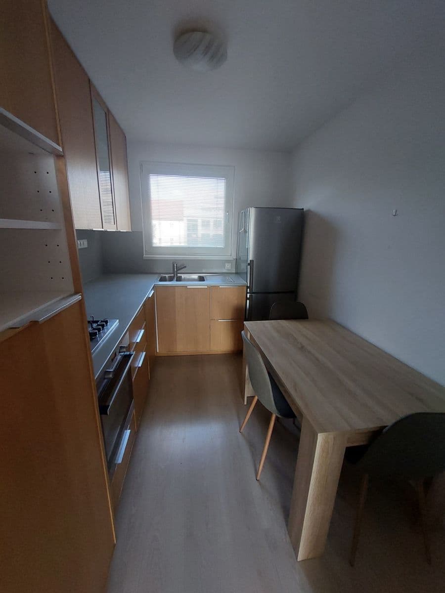 Predaj bytu 3-izbový 67 m², Hlavná, Šamorín, Trnavský kraj Predaj bytu 3-izbový 67 m², Hlavná, Šamorín, Trnavský kraj