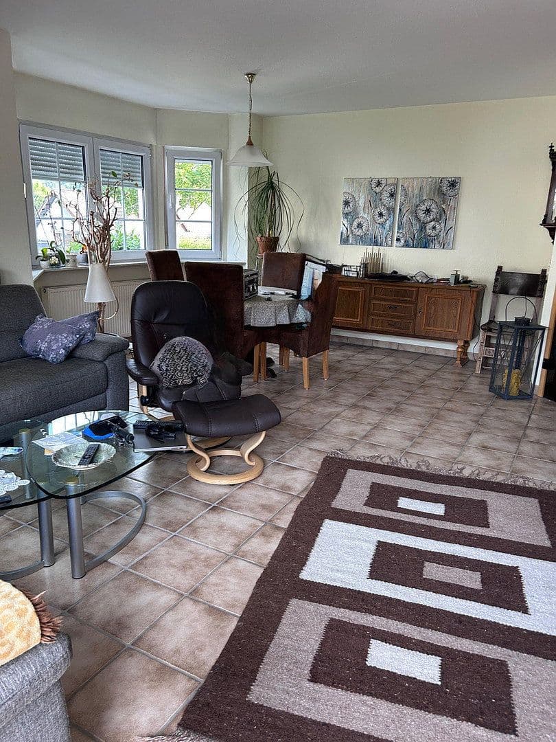 Predaj domu 196 m², pozemok 600 m², Tuttlingen, Bádensko-Wurttembersko Predaj domu 196 m², pozemok 600 m², Tuttlingen, Bádensko-Wurttembersko