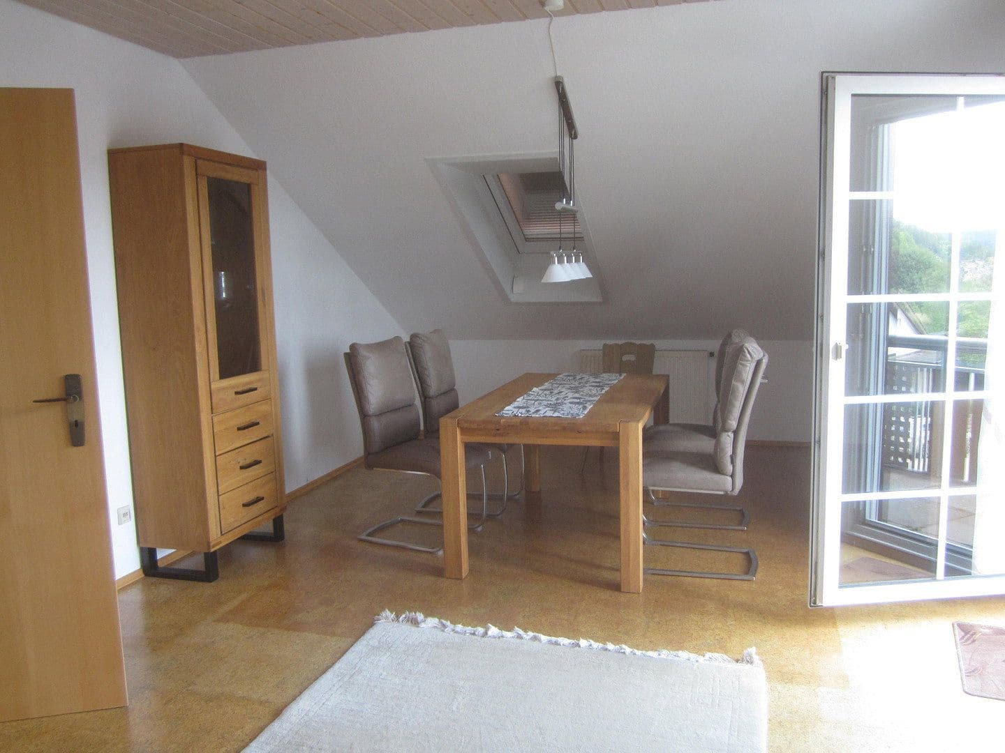 Predaj domu 196 m², pozemok 600 m², Tuttlingen, Bádensko-Wurttembersko Predaj domu 196 m², pozemok 600 m², Tuttlingen, Bádensko-Wurttembersko