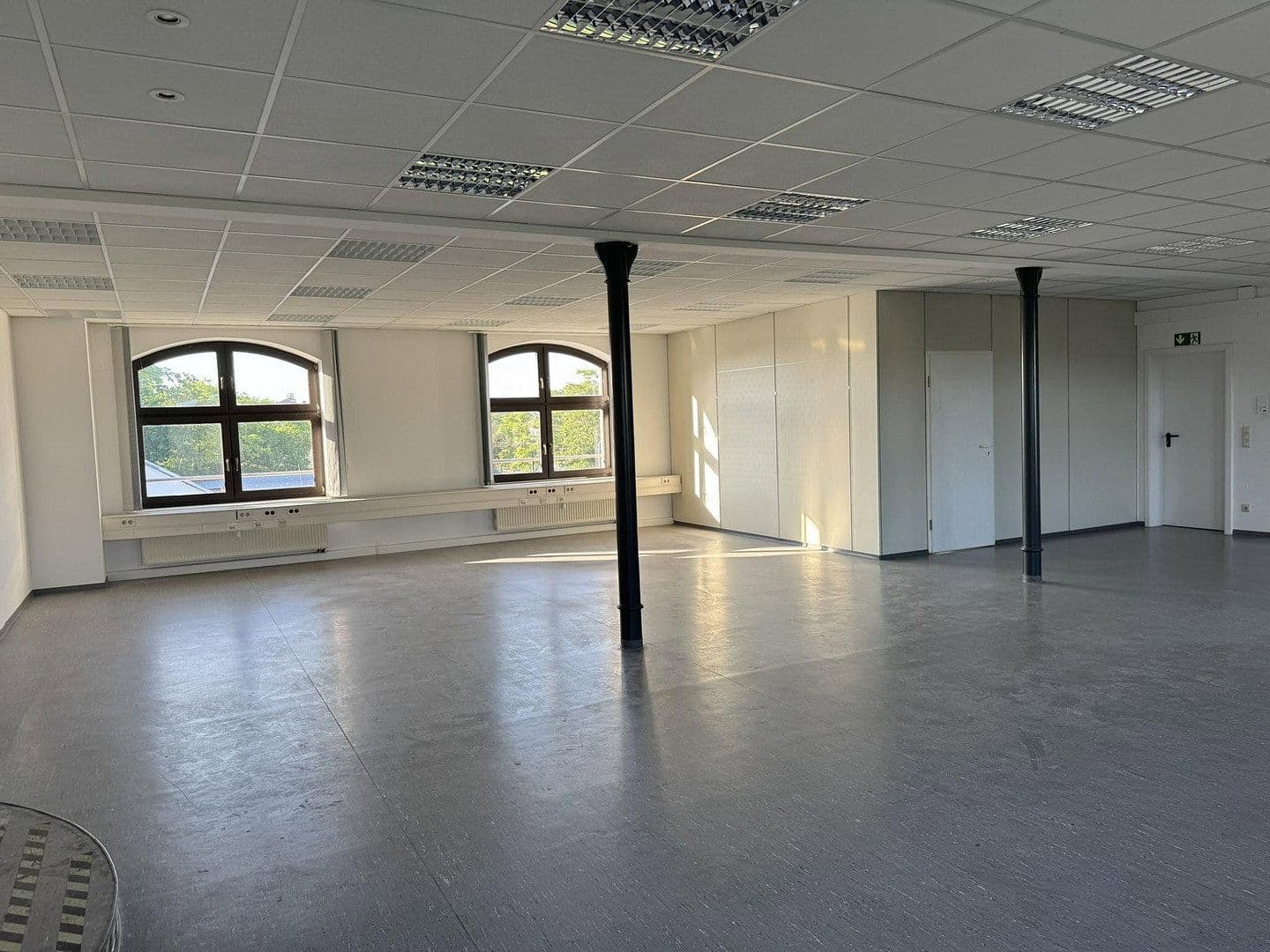 Prenájom kancelárie 200 m², Dresden, Sasko Prenájom kancelárie 200 m², Dresden, Sasko