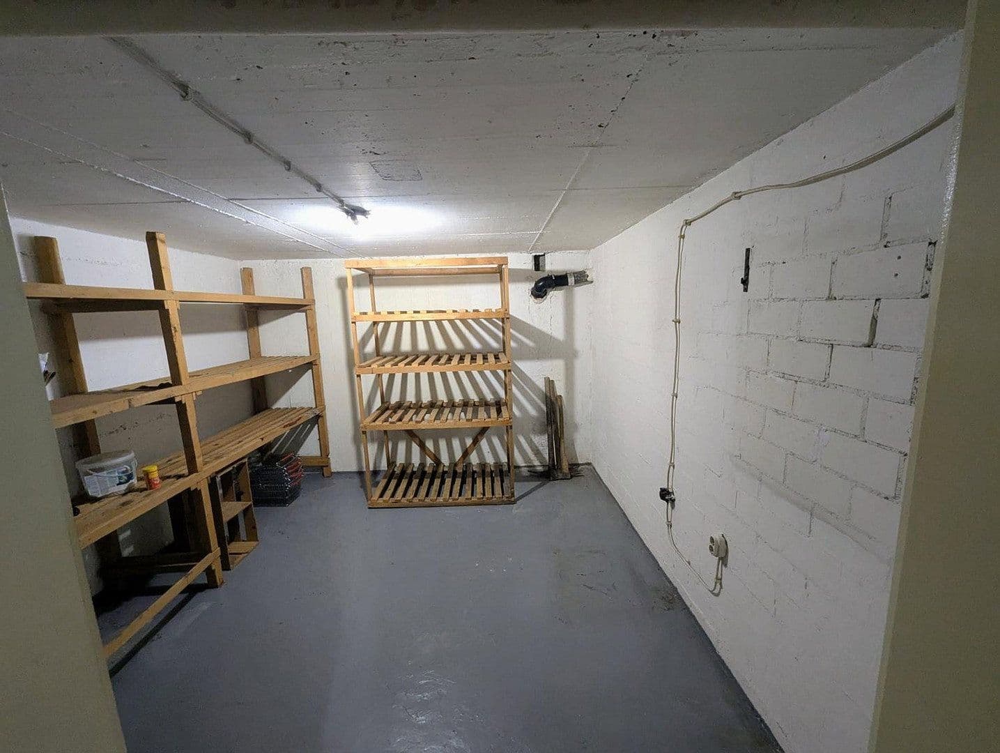 Predaj domu 140 m², pozemok 378 m², Waiblingen, Bádensko-Wurttembersko Predaj domu 140 m², pozemok 378 m², Waiblingen, Bádensko-Wurttembersko