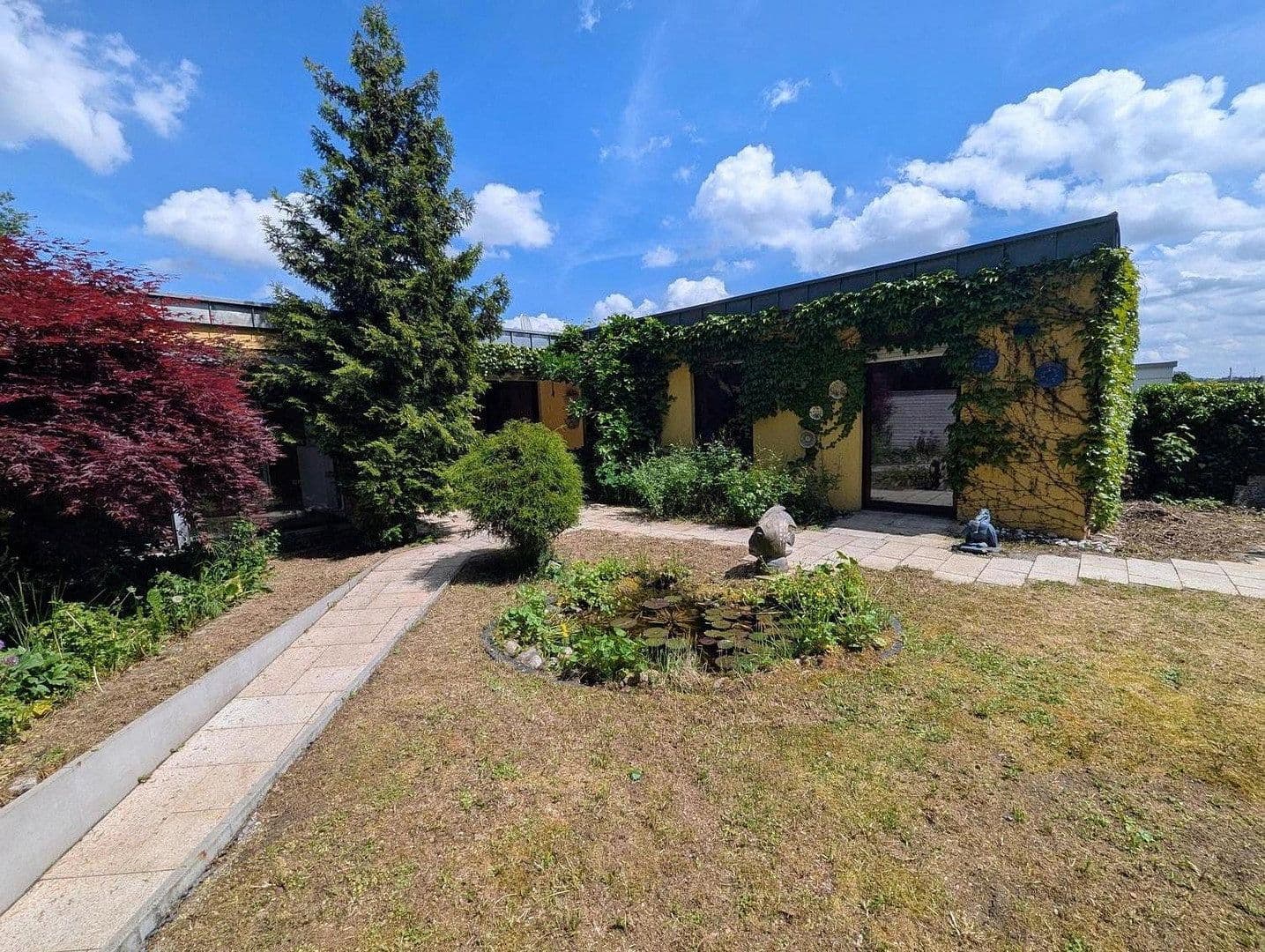 Predaj domu 140 m², pozemok 378 m², Waiblingen, Bádensko-Wurttembersko Predaj domu 140 m², pozemok 378 m², Waiblingen, Bádensko-Wurttembersko