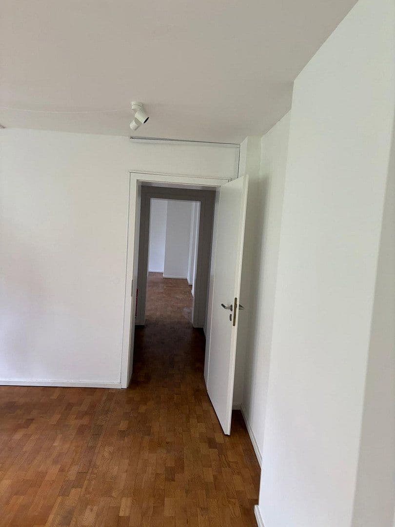 Prenájom kancelárie 83 m², Schumannstraße 5, Berlin-Mitte, Berlín Prenájom kancelárie 83 m², Schumannstraße 5, Berlin-Mitte, Berlín