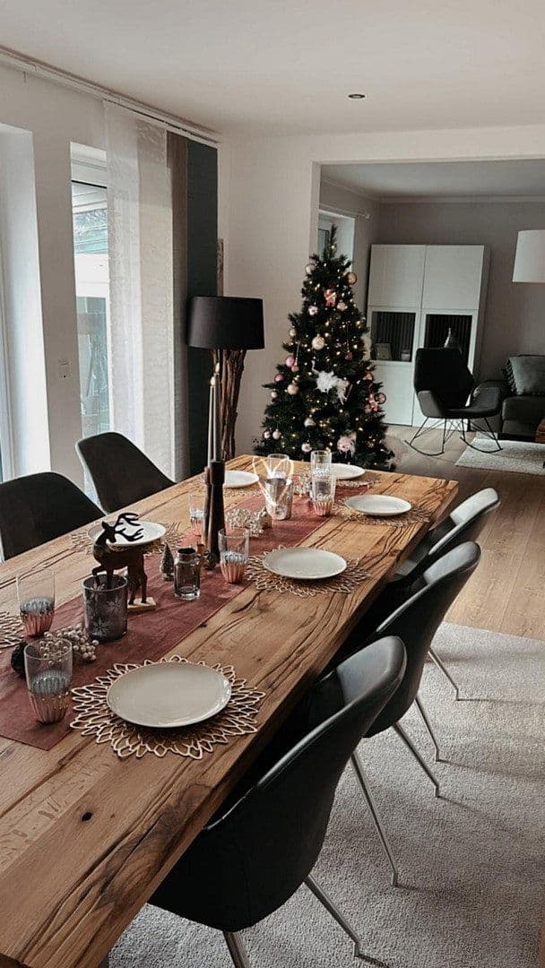 Predaj domu 165 m², pozemok 576 m², Garbsen, Dolné Sasko Predaj domu 165 m², pozemok 576 m², Garbsen, Dolné Sasko