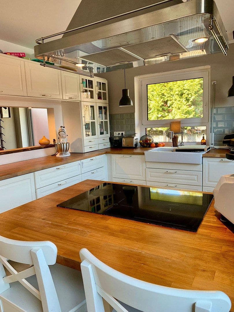 Predaj domu 165 m², pozemok 576 m², Garbsen, Dolné Sasko Predaj domu 165 m², pozemok 576 m², Garbsen, Dolné Sasko