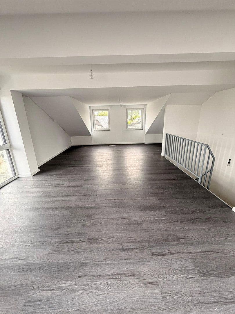 Predaj domu 155 m², pozemok 228 m², Römerstr. 41, Rommerskirchen, Severné Porýnie - Westfálsko Predaj domu 155 m², pozemok 228 m², Römerstr. 41, Rommerskirchen, Severné Porýnie - Westfálsko