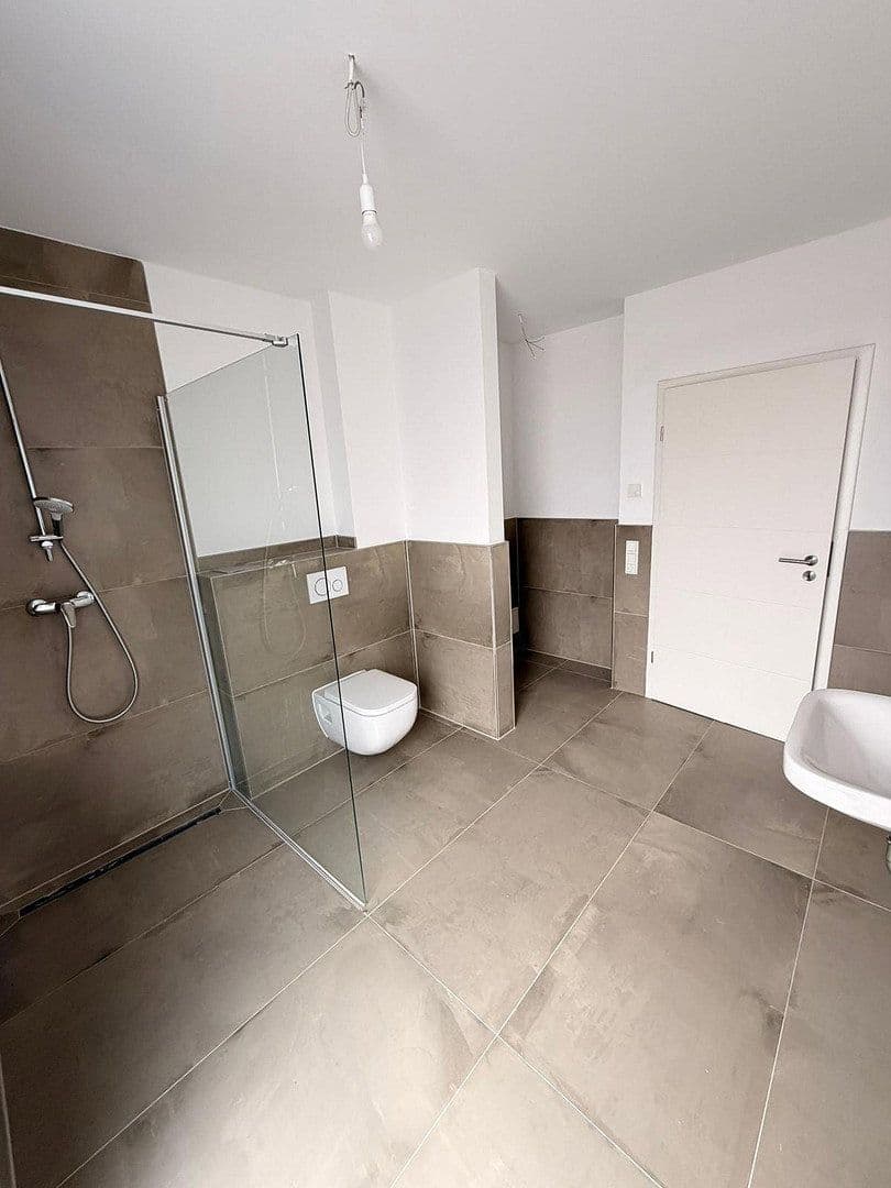 Predaj domu 155 m², pozemok 228 m², Römerstr. 41, Rommerskirchen, Severné Porýnie - Westfálsko Predaj domu 155 m², pozemok 228 m², Römerstr. 41, Rommerskirchen, Severné Porýnie - Westfálsko