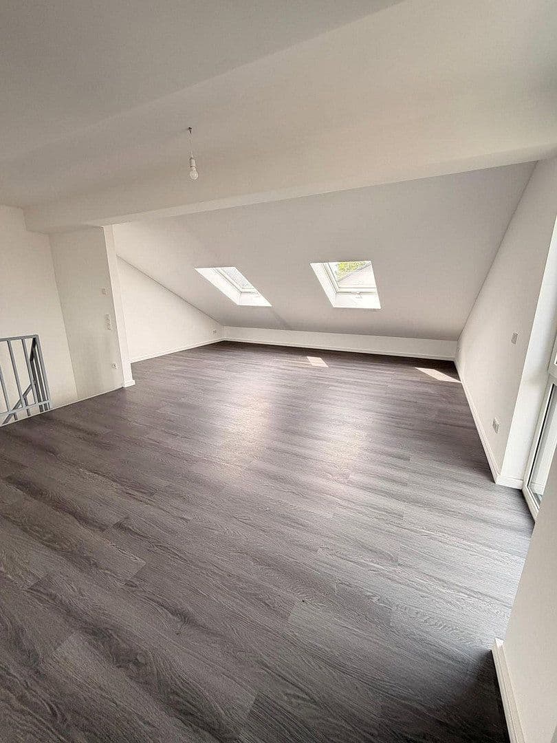 Predaj domu 155 m², pozemok 228 m², Römerstr. 41, Rommerskirchen, Severné Porýnie - Westfálsko Predaj domu 155 m², pozemok 228 m², Römerstr. 41, Rommerskirchen, Severné Porýnie - Westfálsko