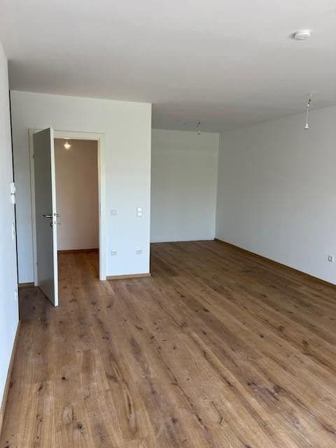 Prenájom bytu 2-izbový 60 m², Neustifter Strasse 6, Kirchberg am Wagram, Dolné Rakúsko Prenájom bytu 2-izbový 60 m², Neustifter Strasse 6, Kirchberg am Wagram, Dolné Rakúsko
