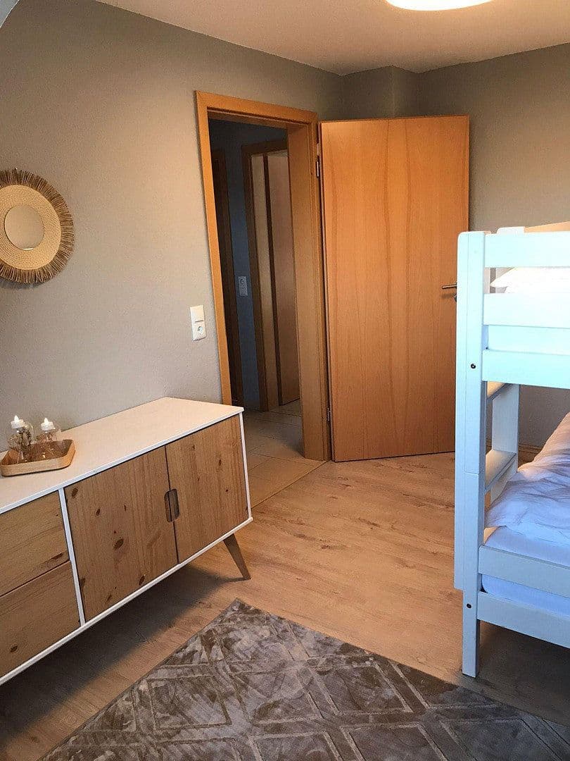 Predaj domu 174 m², pozemok 588 m², Reinfeld, Šlezvicko-Holštajnsko Predaj domu 174 m², pozemok 588 m², Reinfeld, Šlezvicko-Holštajnsko
