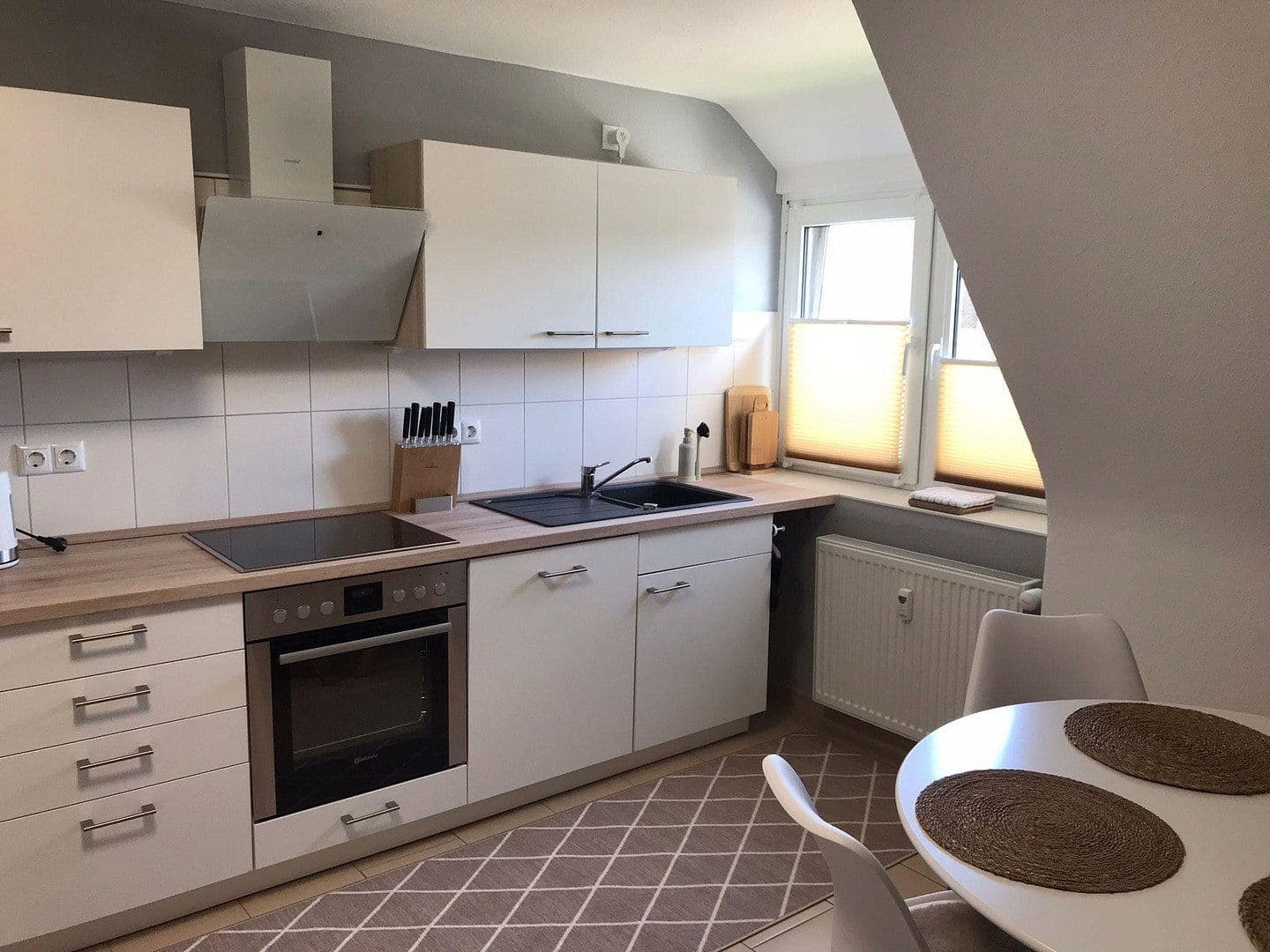 Predaj domu 174 m², pozemok 588 m², Reinfeld, Šlezvicko-Holštajnsko Predaj domu 174 m², pozemok 588 m², Reinfeld, Šlezvicko-Holštajnsko