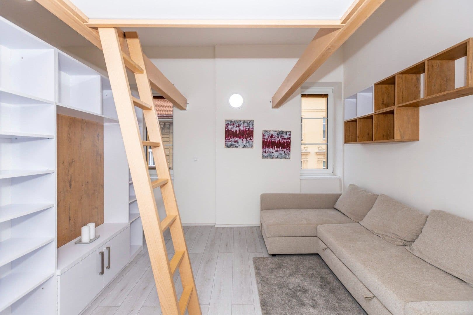 Prenájom bytu 1-izbový 29 m², Hejtmánkova, Praha, Praha Prenájom bytu 1-izbový 29 m², Hejtmánkova, Praha, Praha