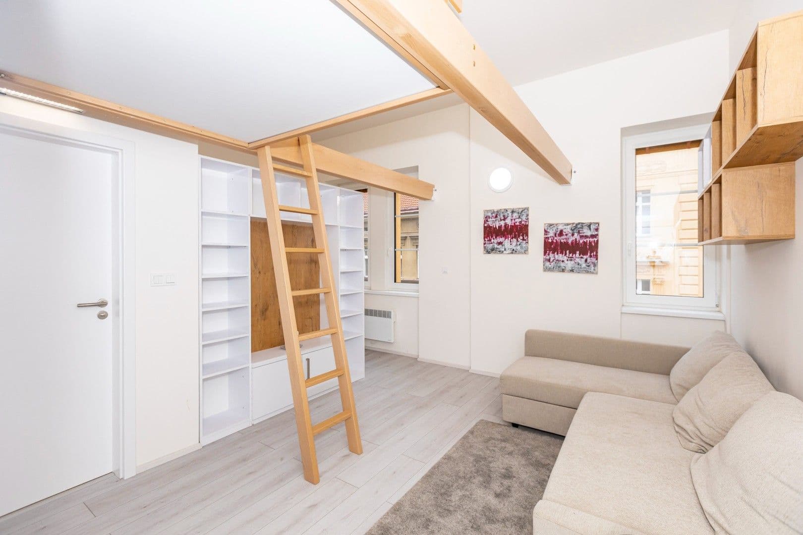 Prenájom bytu 1-izbový 29 m², Hejtmánkova, Praha, Praha Prenájom bytu 1-izbový 29 m², Hejtmánkova, Praha, Praha