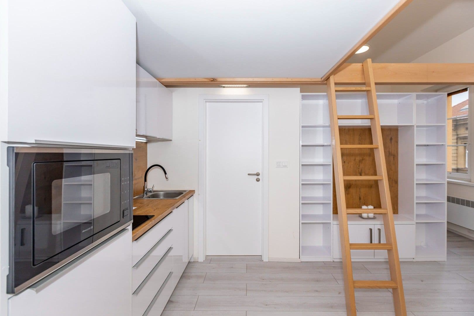 Prenájom bytu 1-izbový 29 m², Hejtmánkova, Praha, Praha Prenájom bytu 1-izbový 29 m², Hejtmánkova, Praha, Praha