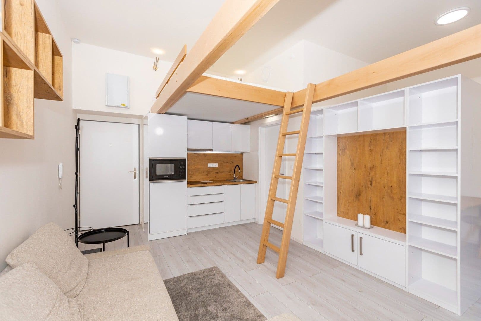 Prenájom bytu 1-izbový 29 m², Hejtmánkova, Praha, Praha Prenájom bytu 1-izbový 29 m², Hejtmánkova, Praha, Praha