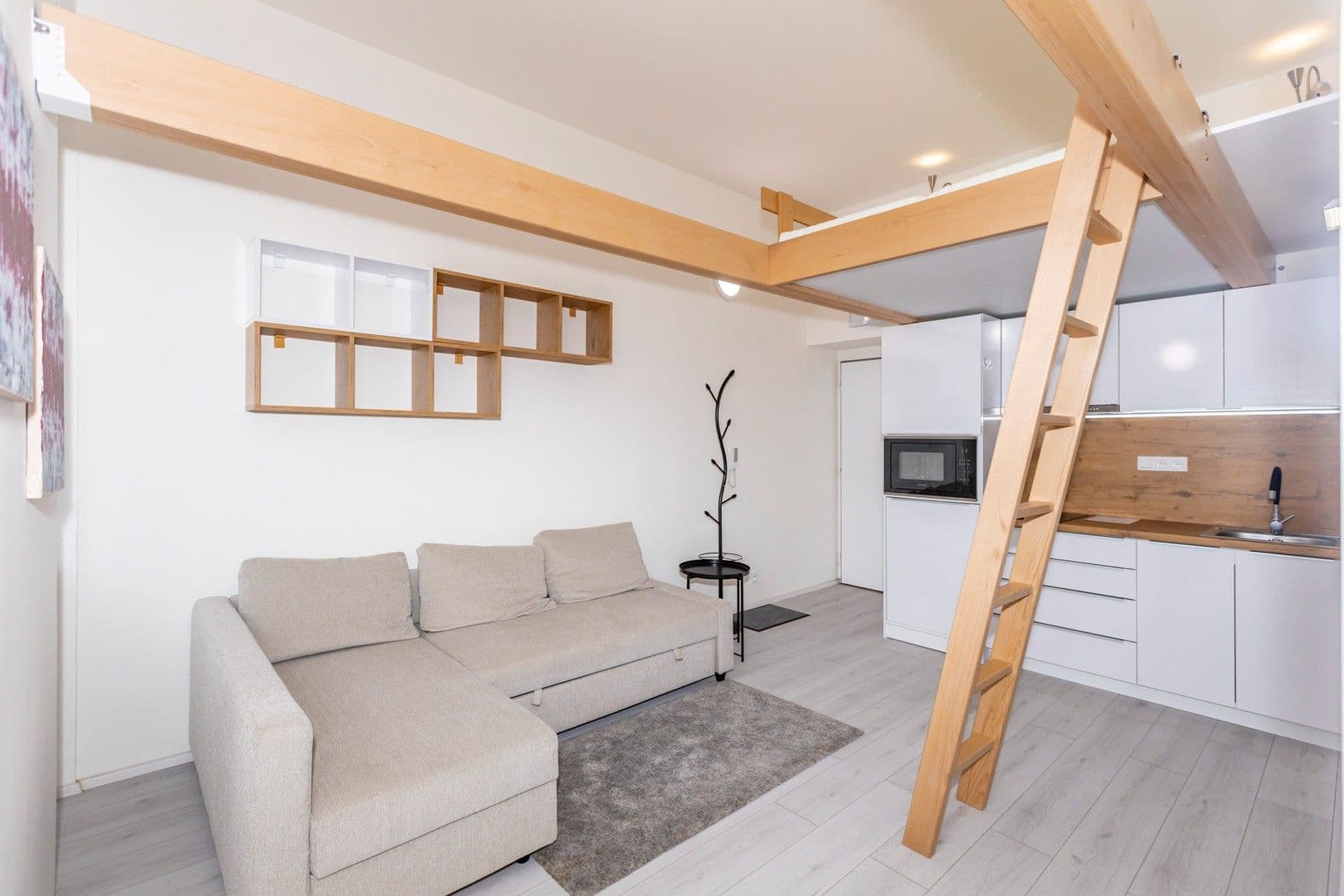 Prenájom bytu 1-izbový 29 m², Hejtmánkova, Praha, Praha Prenájom bytu 1-izbový 29 m², Hejtmánkova, Praha, Praha