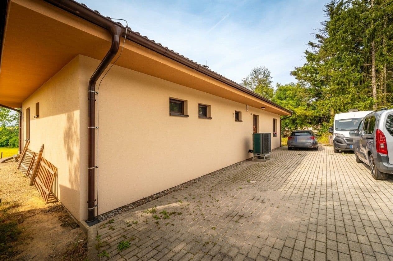Predaj domu 132 m², pozemok 899 m², Nedabyle, Jihočeský kraj Predaj domu 132 m², pozemok 899 m², Nedabyle, Jihočeský kraj