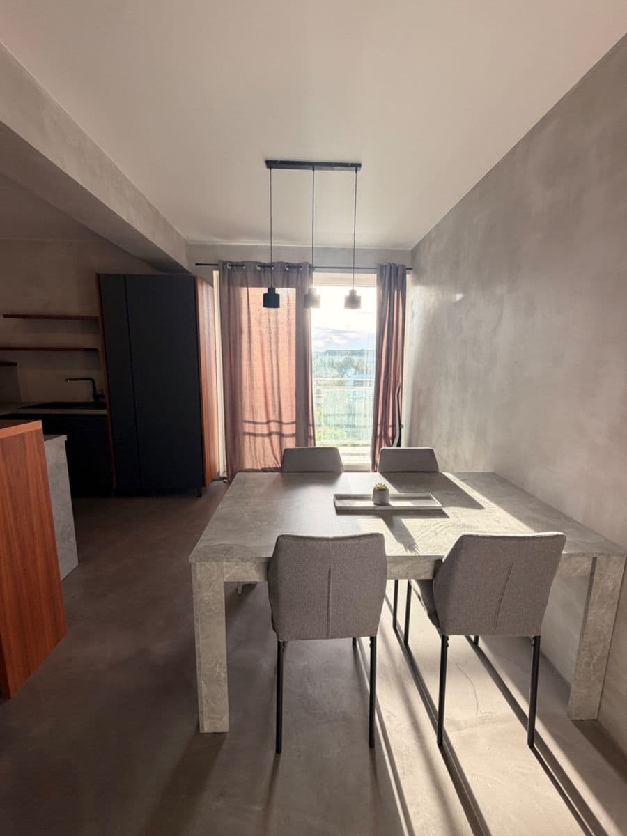 Prenájom bytu 2-izbový 87 m², Wuppertálska, Košice - mestská časť Sídlisko KVP, Košický kraj Prenájom bytu 2-izbový 87 m², Wuppertálska, Košice - mestská časť Sídlisko KVP, Košický kraj