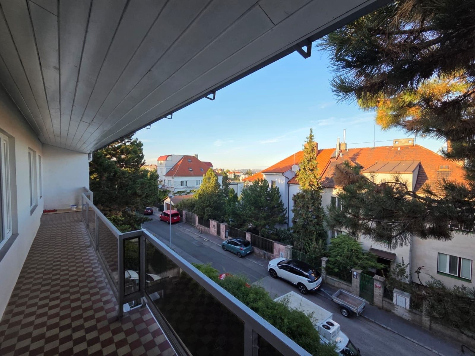 Prenájom bytu 4-izbový 108 m², Děvínská, Praha, Praha Prenájom bytu 4-izbový 108 m², Děvínská, Praha, Praha