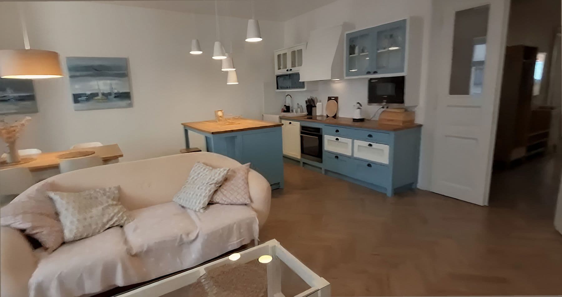 Prenájom bytu 2-izbový 84 m², Žatecká, Praha, Praha Prenájom bytu 2-izbový 84 m², Žatecká, Praha, Praha