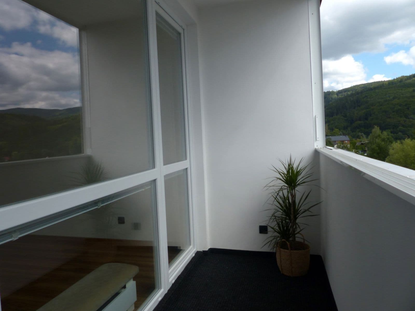 Predaj bytu 3-izbový 80 m², Velké Hamry, Liberecký kraj Predaj bytu 3-izbový 80 m², Velké Hamry, Liberecký kraj