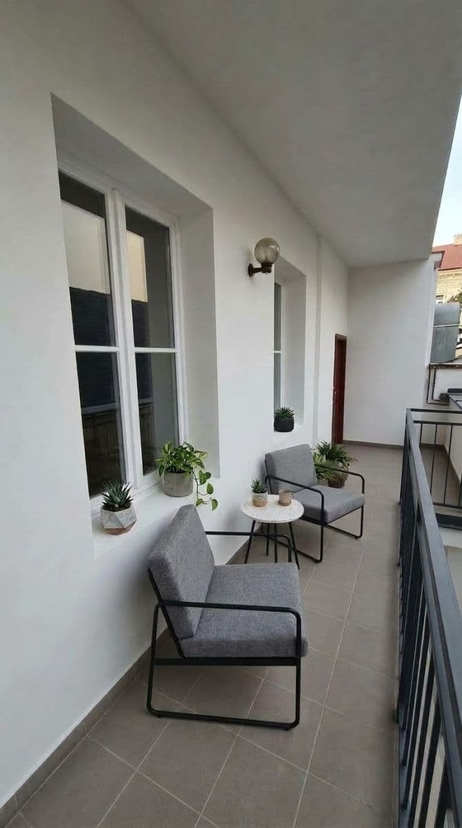 Prenájom bytu 1-izbový 50 m², Na Bělidle, Praha, Praha Prenájom bytu 1-izbový 50 m², Na Bělidle, Praha, Praha
