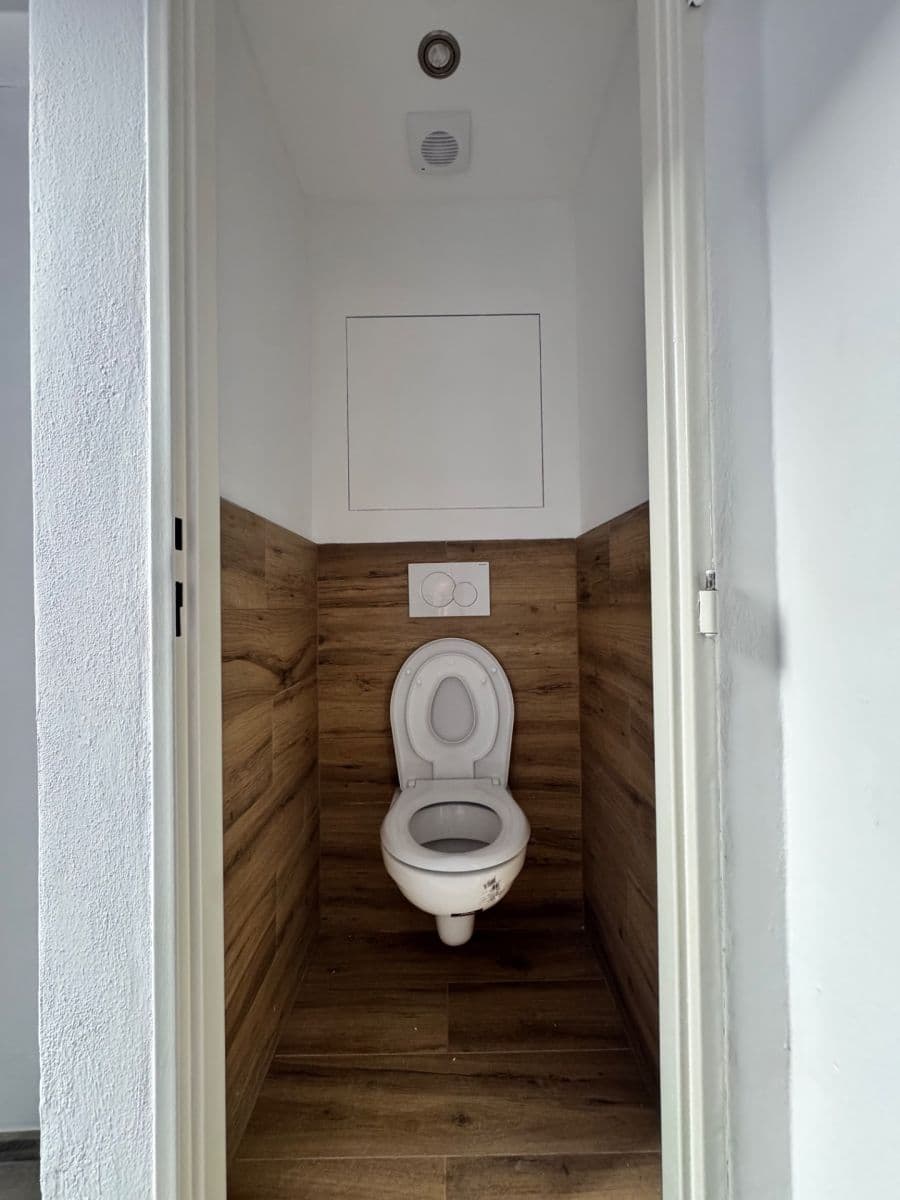 Prenájom bytu 1-izbový 50 m², Na Bělidle, Praha, Praha Prenájom bytu 1-izbový 50 m², Na Bělidle, Praha, Praha
