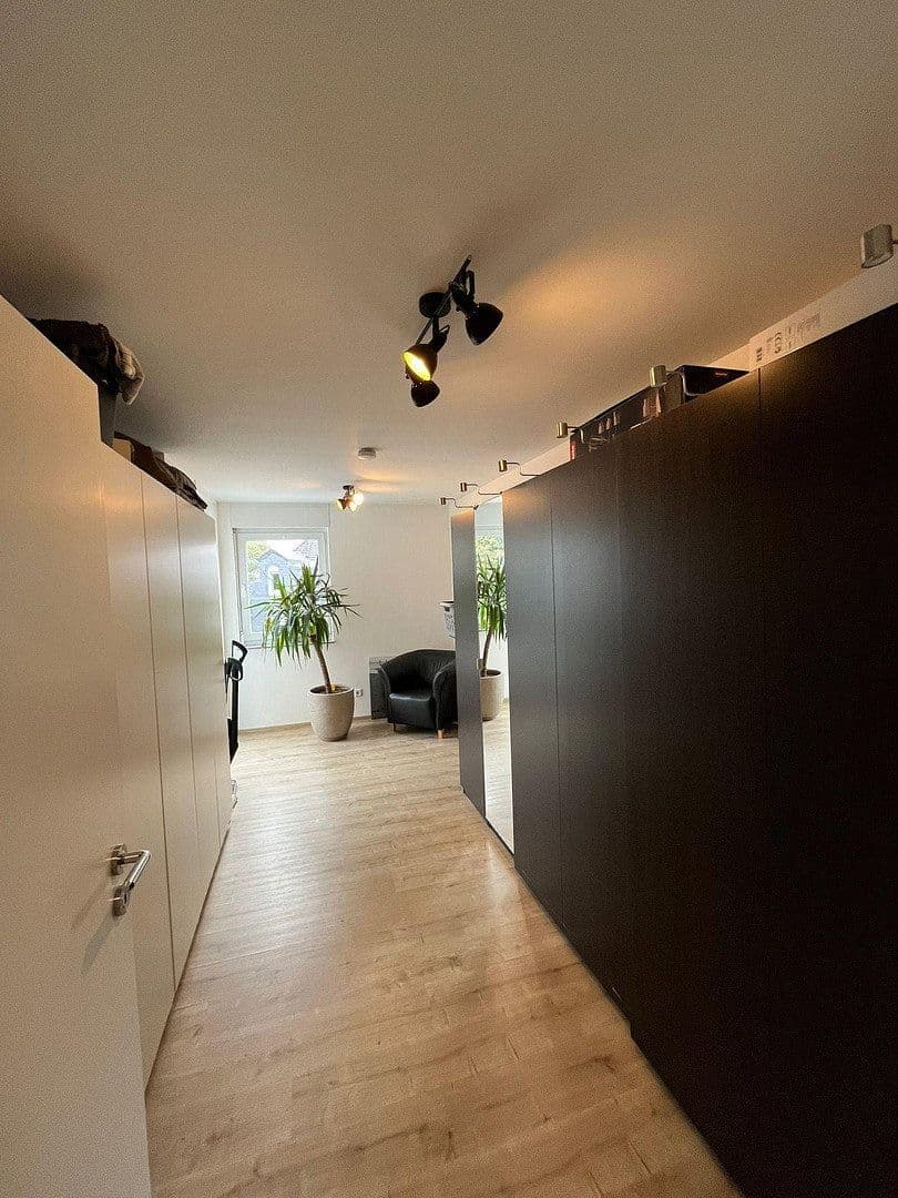 Prenájom bytu 4-izbový 96 m², Danziger Straße 1, Wermelskirchen, Severné Porýnie - Westfálsko Prenájom bytu 4-izbový 96 m², Danziger Straße 1, Wermelskirchen, Severné Porýnie - Westfálsko