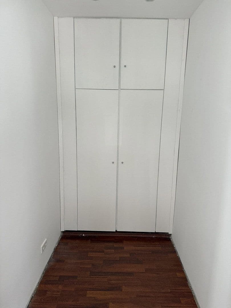 Prenájom bytu 2-izbový 70 m², Gelsenkirchen, Severné Porýnie - Westfálsko Prenájom bytu 2-izbový 70 m², Gelsenkirchen, Severné Porýnie - Westfálsko