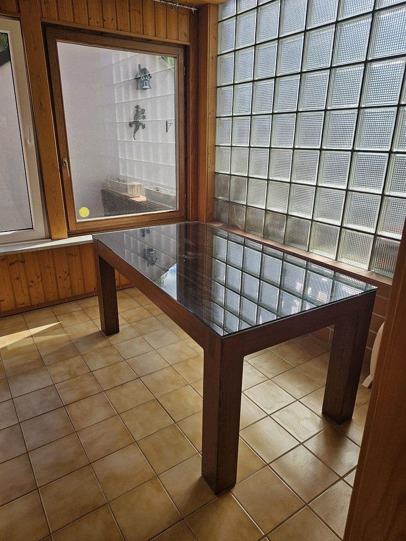 Prenájom bytu 2-izbový 70 m², Gelsenkirchen, Severné Porýnie - Westfálsko Prenájom bytu 2-izbový 70 m², Gelsenkirchen, Severné Porýnie - Westfálsko