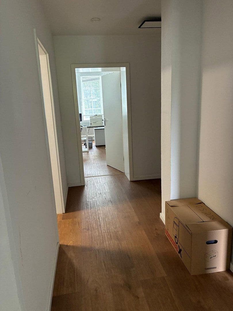 Prenájom kancelárie 64 m², Richelstraße 6, München Neuhausen, Bavorsko Prenájom kancelárie 64 m², Richelstraße 6, München Neuhausen, Bavorsko