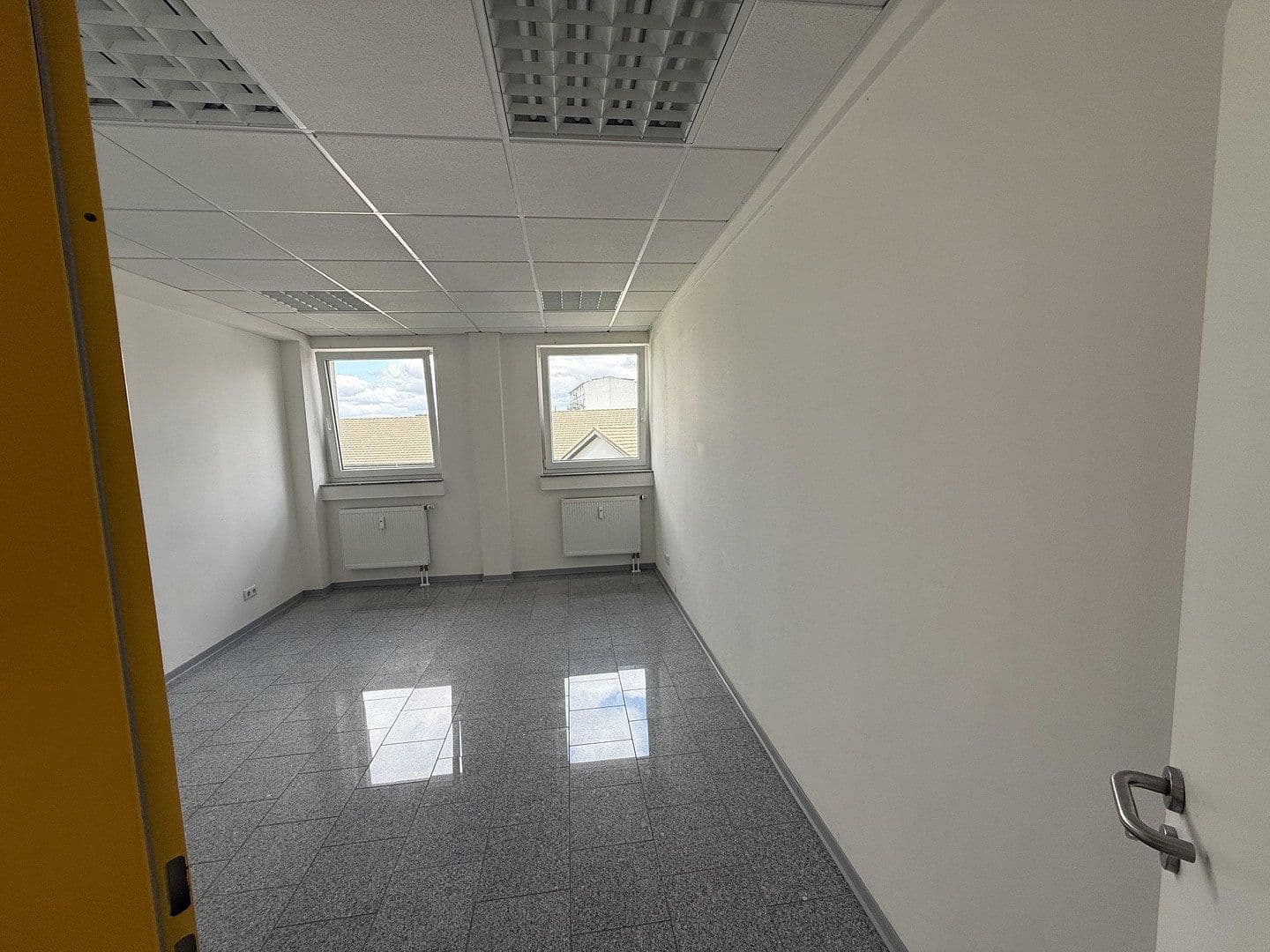 Prenájom kancelárie 195 m², Melanchthonstraße 5, Krefeld, Severné Porýnie - Westfálsko Prenájom kancelárie 195 m², Melanchthonstraße 5, Krefeld, Severné Porýnie - Westfálsko