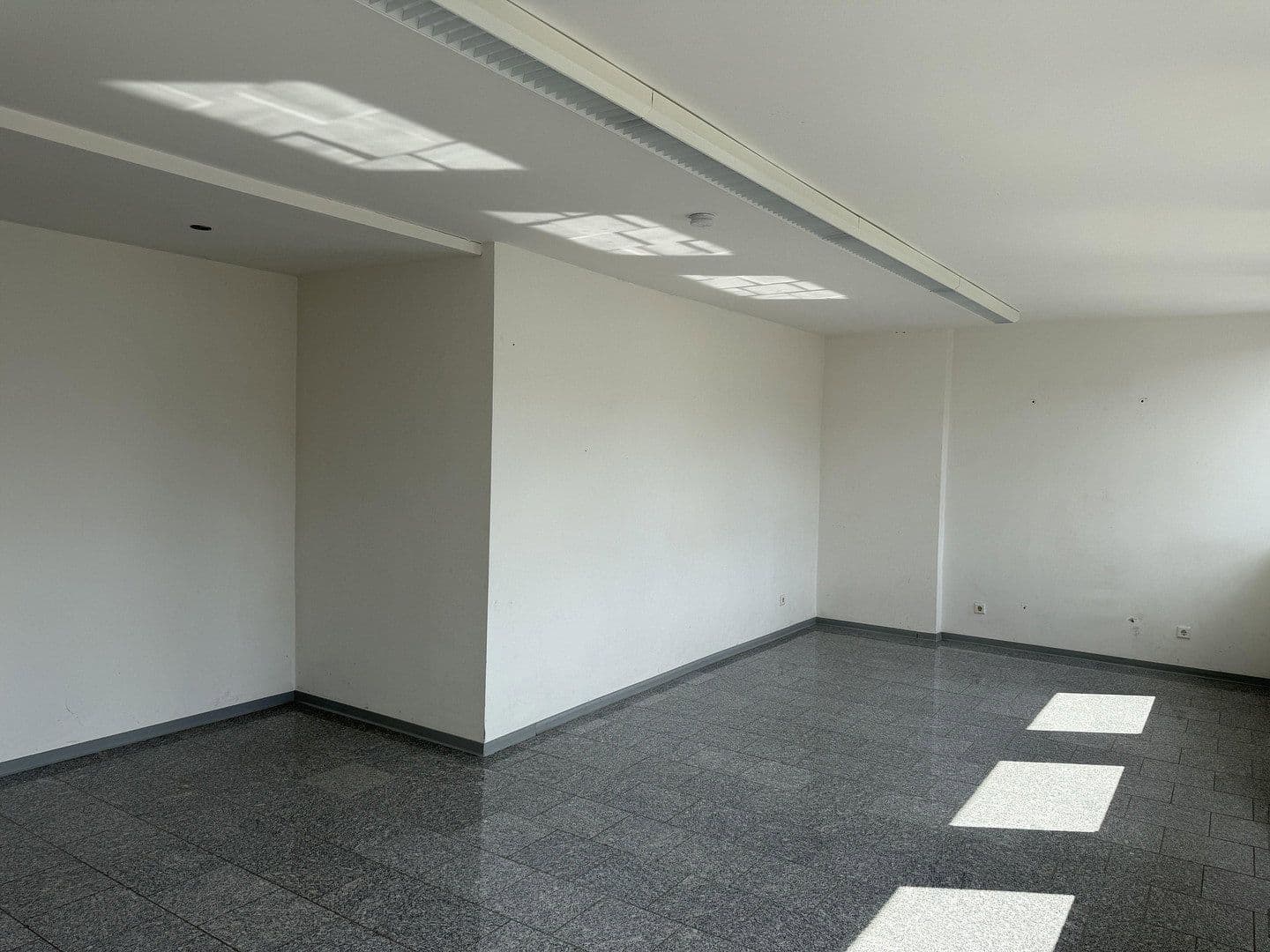 Prenájom kancelárie 195 m², Melanchthonstraße 5, Krefeld, Severné Porýnie - Westfálsko Prenájom kancelárie 195 m², Melanchthonstraße 5, Krefeld, Severné Porýnie - Westfálsko