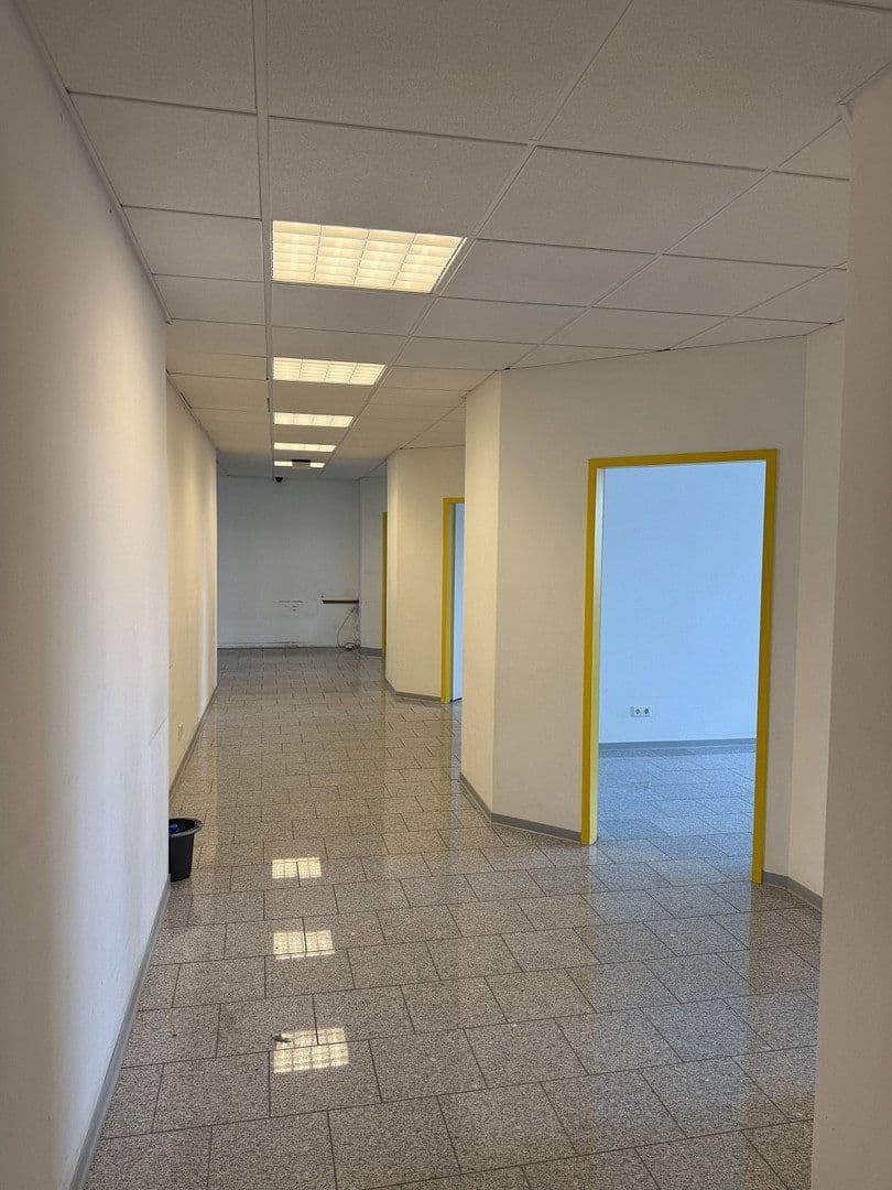 Prenájom kancelárie 195 m², Melanchthonstraße 5, Krefeld, Severné Porýnie - Westfálsko Prenájom kancelárie 195 m², Melanchthonstraße 5, Krefeld, Severné Porýnie - Westfálsko