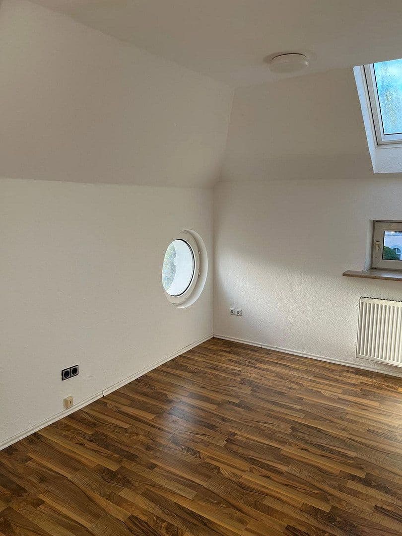 Prenájom bytu 1-izbový 28 m², Oldenburg, Dolné Sasko Prenájom bytu 1-izbový 28 m², Oldenburg, Dolné Sasko