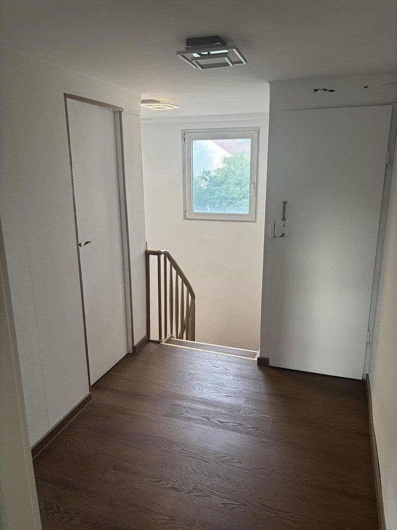 Predaj domu 95 m², pozemok 455 m², Rheinstraße 52, Ingelheim am Rhein, Porýnie-Falcko Predaj domu 95 m², pozemok 455 m², Rheinstraße 52, Ingelheim am Rhein, Porýnie-Falcko