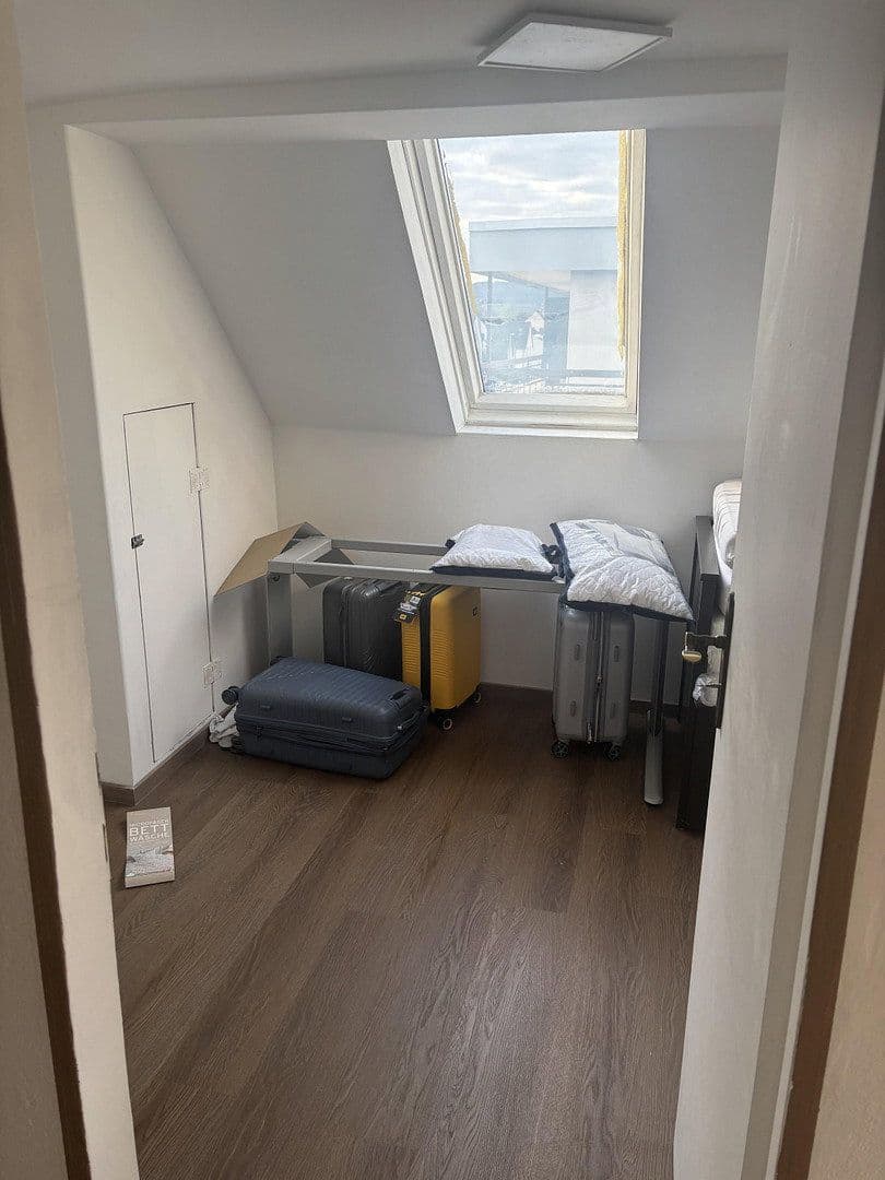 Predaj domu 95 m², pozemok 455 m², Rheinstraße 52, Ingelheim am Rhein, Porýnie-Falcko Predaj domu 95 m², pozemok 455 m², Rheinstraße 52, Ingelheim am Rhein, Porýnie-Falcko