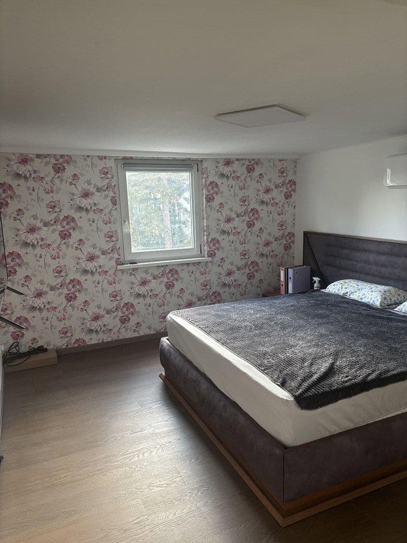 Predaj domu 95 m², pozemok 455 m², Rheinstraße 52, Ingelheim am Rhein, Porýnie-Falcko Predaj domu 95 m², pozemok 455 m², Rheinstraße 52, Ingelheim am Rhein, Porýnie-Falcko