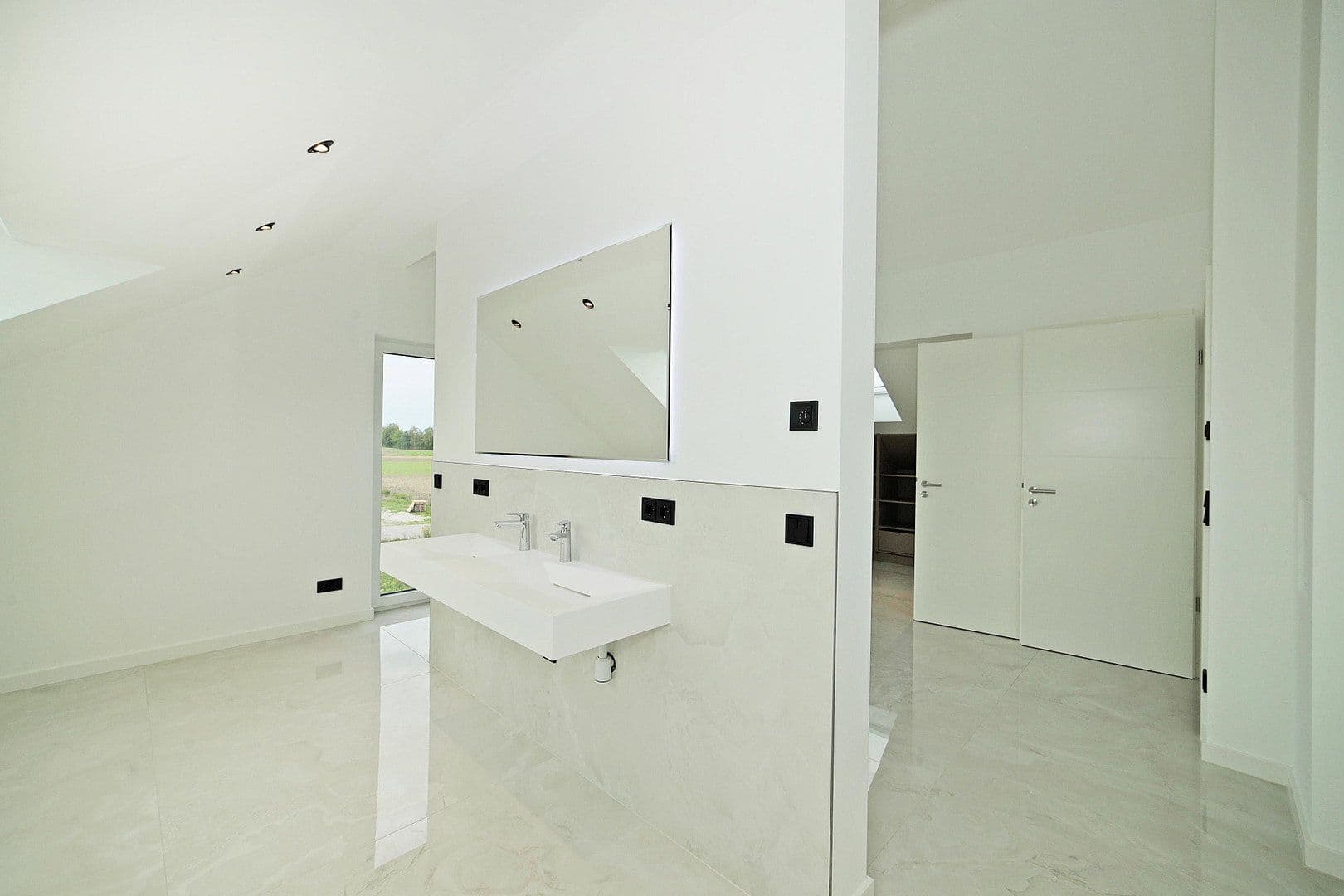 Prenájom domu 164 m², pozemok 602 m², Zimmererweg 3, Bergkirchen, Bavorsko Prenájom domu 164 m², pozemok 602 m², Zimmererweg 3, Bergkirchen, Bavorsko