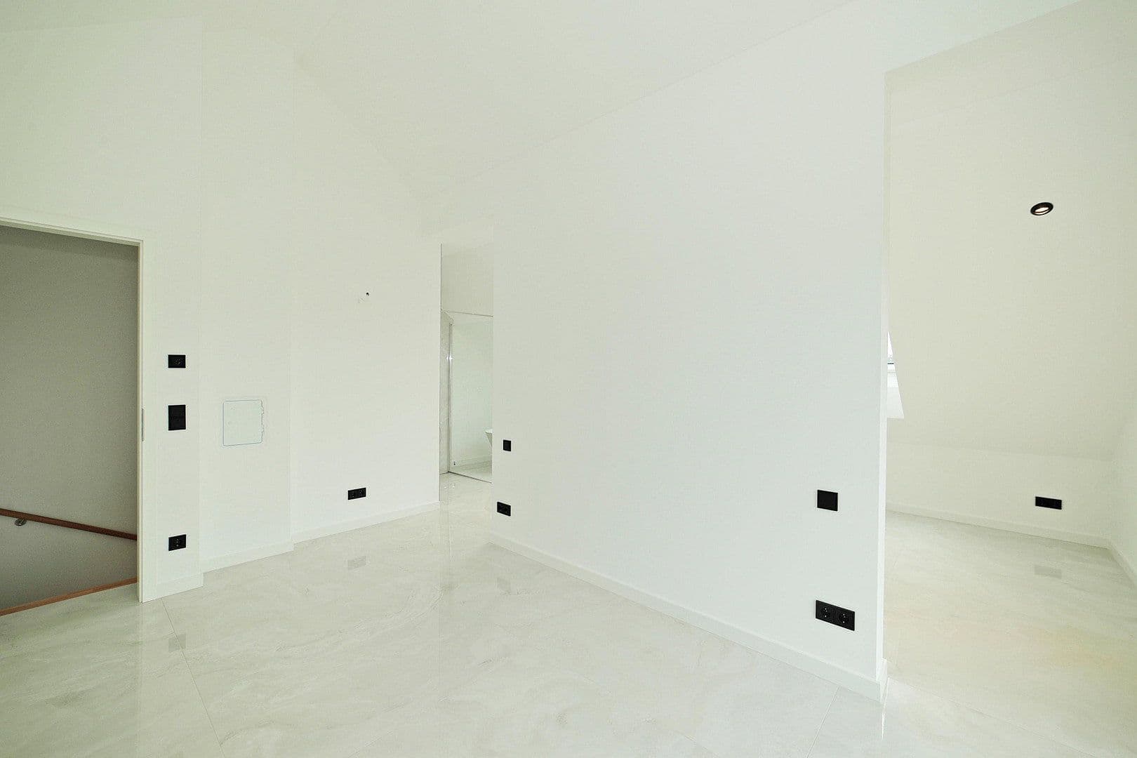 Prenájom domu 164 m², pozemok 602 m², Zimmererweg 3, Bergkirchen, Bavorsko Prenájom domu 164 m², pozemok 602 m², Zimmererweg 3, Bergkirchen, Bavorsko