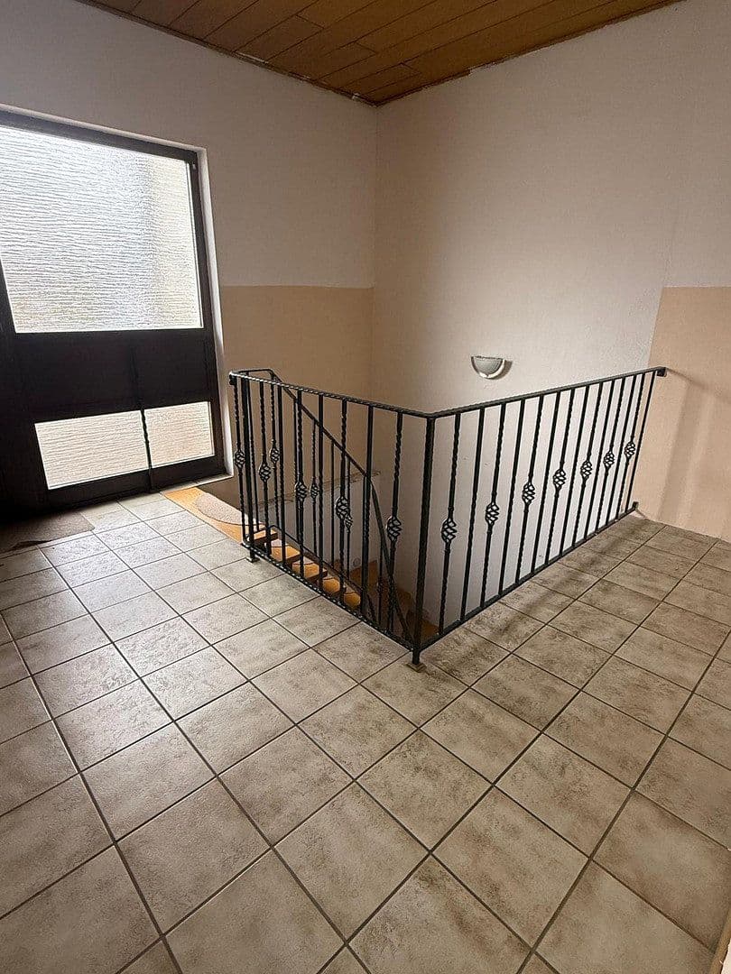 Predaj domu 184 m², pozemok 750 m², Hachenburger Straße 4, Müschenbach, Porýnie-Falcko Predaj domu 184 m², pozemok 750 m², Hachenburger Straße 4, Müschenbach, Porýnie-Falcko