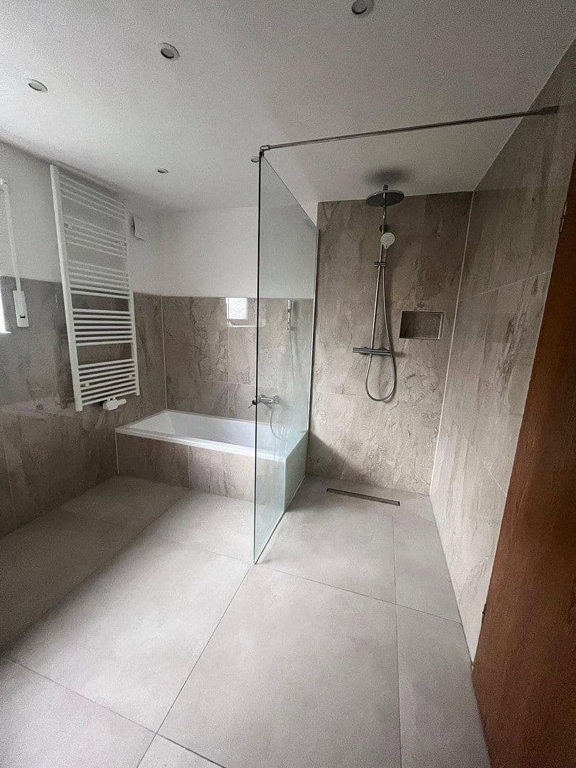 Predaj domu 184 m², pozemok 750 m², Hachenburger Straße 4, Müschenbach, Porýnie-Falcko Predaj domu 184 m², pozemok 750 m², Hachenburger Straße 4, Müschenbach, Porýnie-Falcko